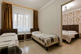 Гостевой дом Гостевой дом Белый парус Вардане Стандартный семейный номер-4