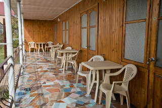 Гостевой дом Гостевой дом Белый парус Вардане Двухместный номер с 2 отдельными кроватями и балконом-6