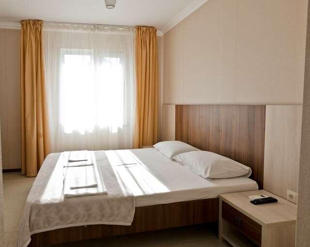 Гостевой дом Гостевой дом Белый парус Вардане-102